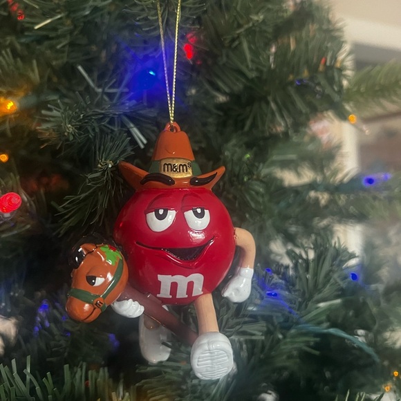 ❤️Vintage M&M’s Red Christmas Horse Ornament - Picture 2 of 5